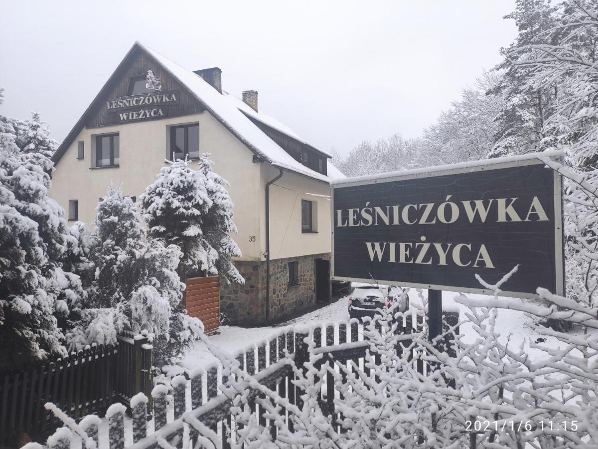 Lesniczowka Wiezyca I Domki Szymbark  Eksteriør bilde
